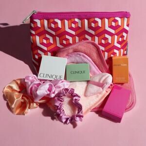 Clinique Makeup & Accessories Set – Cosmetic Bag, Minis & Accessories Bundle
